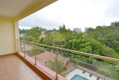 3 Bed Apartment with En Suite at Brookside