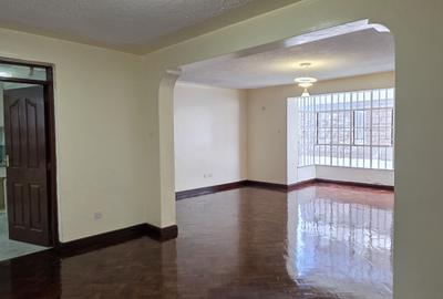 3 Bed Apartment with En Suite in Lavington - 4