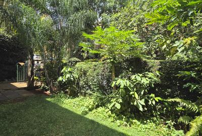 4 Bed Townhouse with En Suite in Brookside - 3