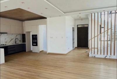 5 Bed Townhouse with En Suite in Lavington - 4