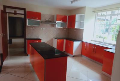 4 Bed Townhouse with En Suite at Karen