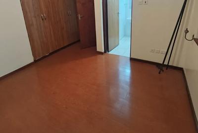 2 Bed Apartment with En Suite in Kileleshwa - 4