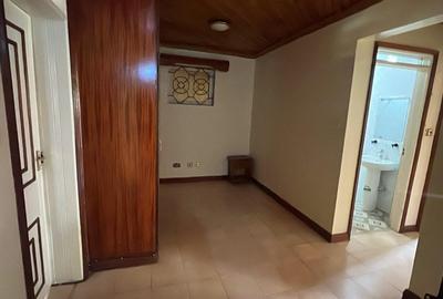 4 Bed Townhouse with En Suite at Lavington Valley Arcade