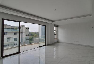 4 Bed Apartment with En Suite in General Mathenge - 3