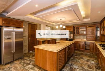 5 Bed Villa with En Suite in Runda - 4