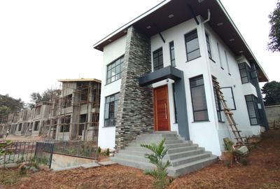 5 Bed Townhouse with En Suite in Uthiru