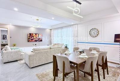 Serviced 3 Bed Apartment with En Suite in Riverside