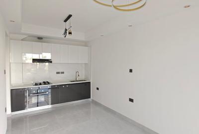 1 Bed Apartment with Swimming Pool in Kilimani - 3