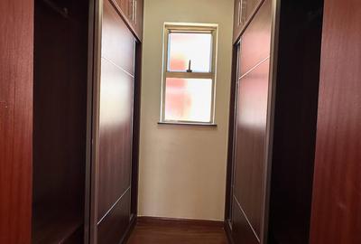 5 Bed Townhouse with En Suite at Chalbi Drive - 4