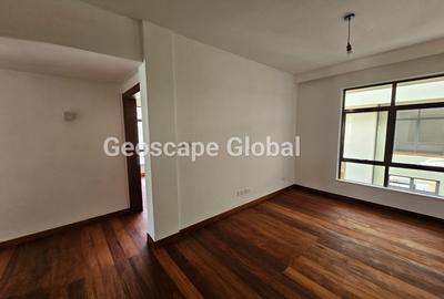 4 Bed Townhouse with En Suite in Rosslyn