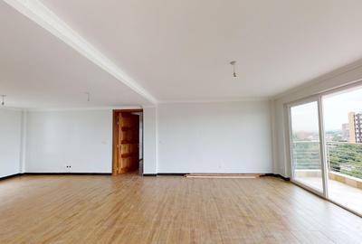 3 Bed Apartment with En Suite at Parklands