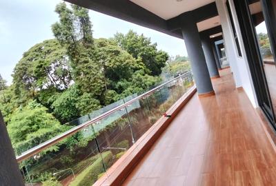 4 Bed Apartment with En Suite at Shanzu Road