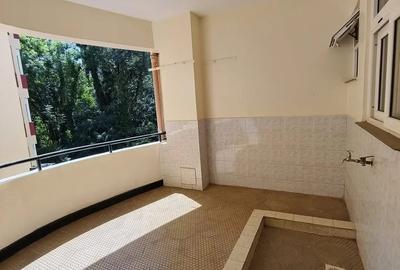 4 Bed Apartment with En Suite in Lavington - 3