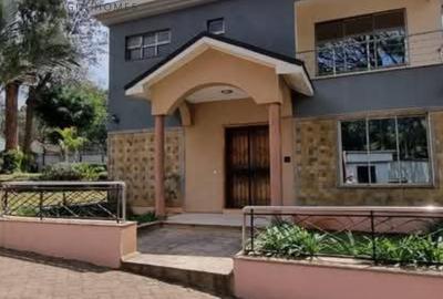 4 Bed Townhouse with En Suite at Peponi Road