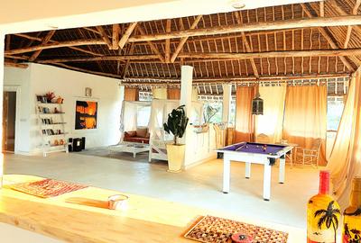 6 Bed Townhouse with En Suite in Watamu - 3