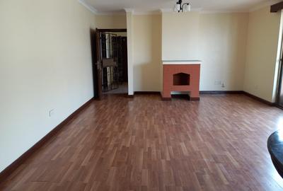 3 Bed Apartment with En Suite in Kileleshwa