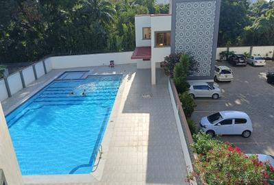 Serviced 4 Bed Apartment with En Suite at Bungalow Road