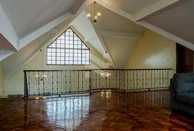 4 Bed House with En Suite in Karen - 4