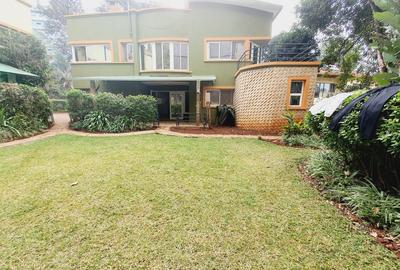 4 Bed Townhouse with En Suite at Lavington