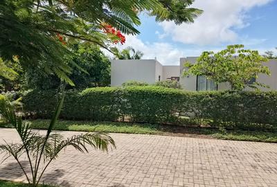 3 Bed House with En Suite in Vipingo