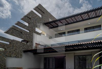 5 Bed Villa with En Suite in Lower Kabete - 3