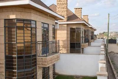 4 Bed Townhouse with En Suite in Ruiru