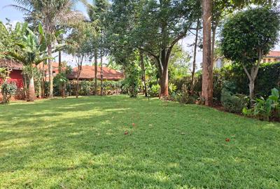 5 Bed Villa with En Suite at Off Ruaka Rd