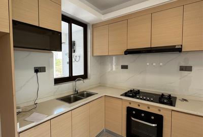 2 Bed Apartment with En Suite at Othaya Road - 4