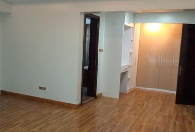 Serviced 4 Bed Apartment with En Suite in Kilimani