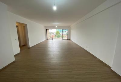 3 Bed Apartment with En Suite at Othaya Road