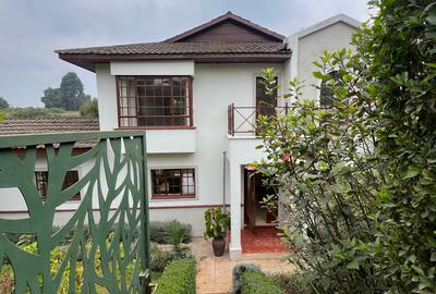 3 Bed Villa with En Suite at Redhill