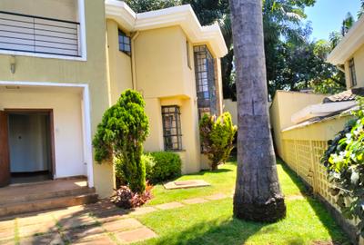 5 Bed Townhouse with En Suite in Lavington