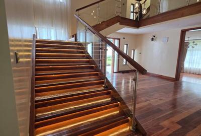 4 Bed House with En Suite in Rosslyn - 3