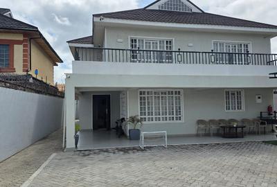 5 Bed Townhouse with En Suite in Kitengela