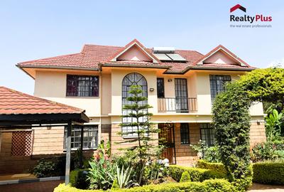 4 Bed Townhouse with En Suite in Runda - 2