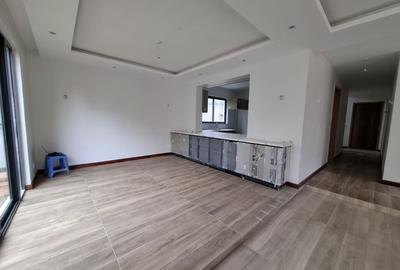 6 Bed Townhouse with En Suite in Lavington - 4