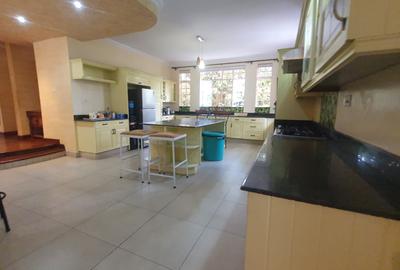 4 Bed Villa with En Suite in Karen - 3