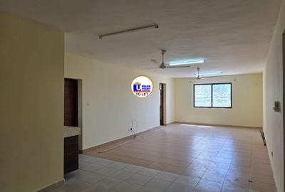 3 Bed Apartment with En Suite at Links Road
