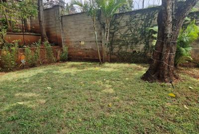 5 Bed House with En Suite in Lavington