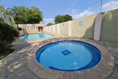 5 Bed Townhouse with En Suite in Nyali Area