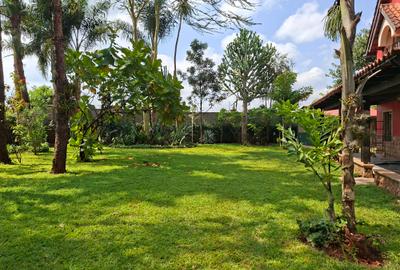 5 Bed Villa with En Suite at Off Ruaka Rd