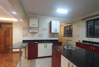 5 Bed Villa with En Suite in Kiambu Road - 2