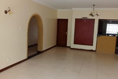 3 Bed Apartment with En Suite at Westlands - 2