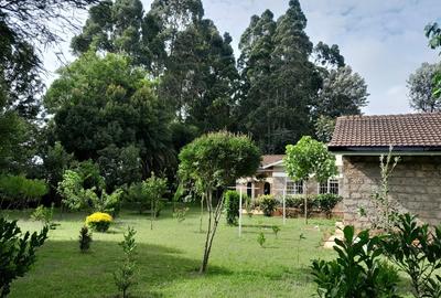 4 Bed House with En Suite at Redhill