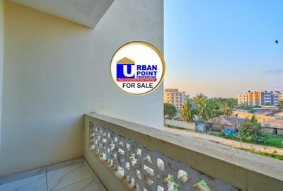 2 Bed Apartment with En Suite in Bamburi - 4