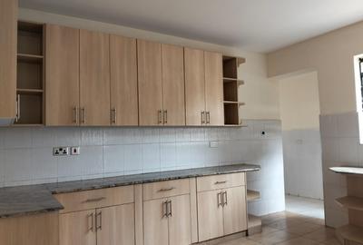 5 Bed House with Staff Quarters in Lavington - 4