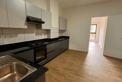 3 Bed Apartment with En Suite in Lavington