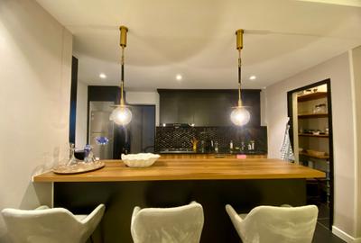 3 Bed Apartment with En Suite in Brookside - 4