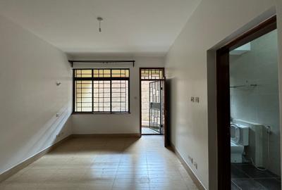 3 Bed Apartment with En Suite in Kilimani