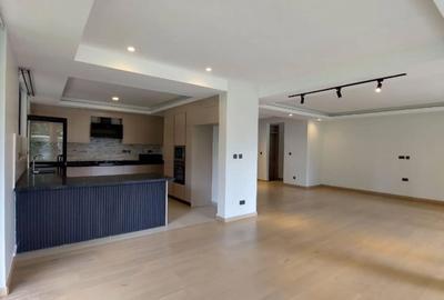 4 Bed Townhouse with En Suite in Lavington - 2